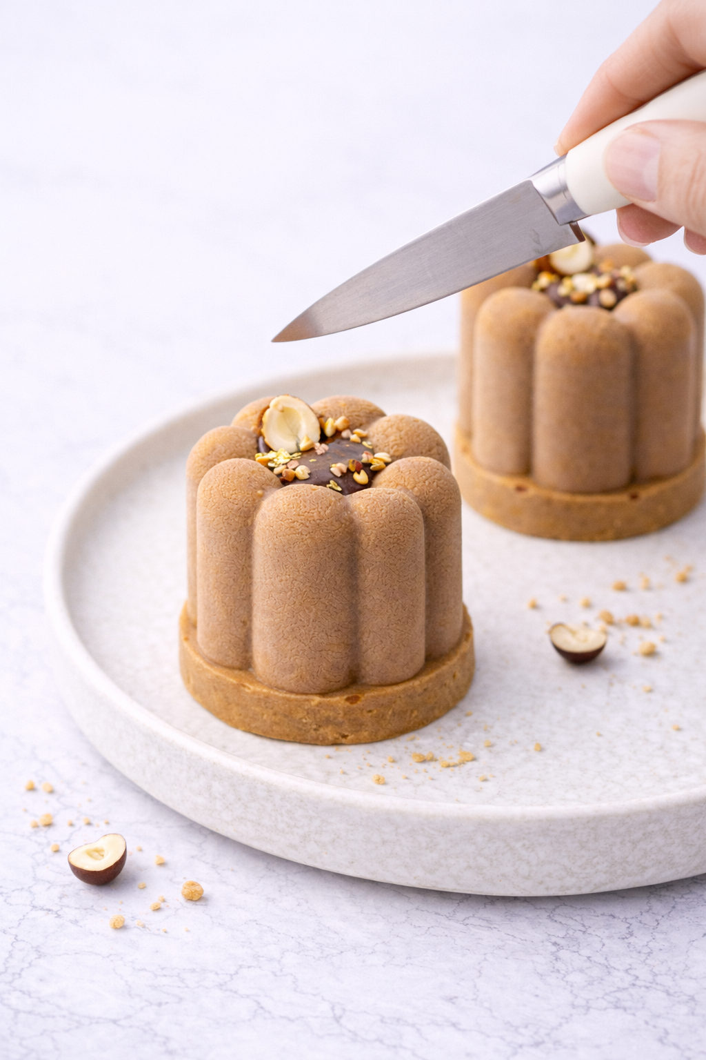 Découpe entremets chocolat sarrasin texture mousse et crémeux